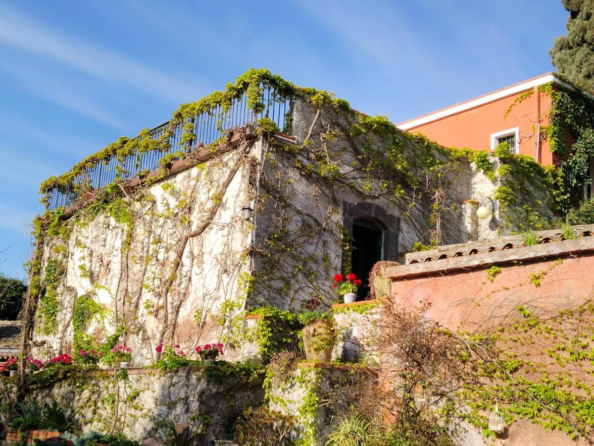 Villa Il Giardino Dei Lucchesi - Country Houses à Aci Catena Extérieur photo